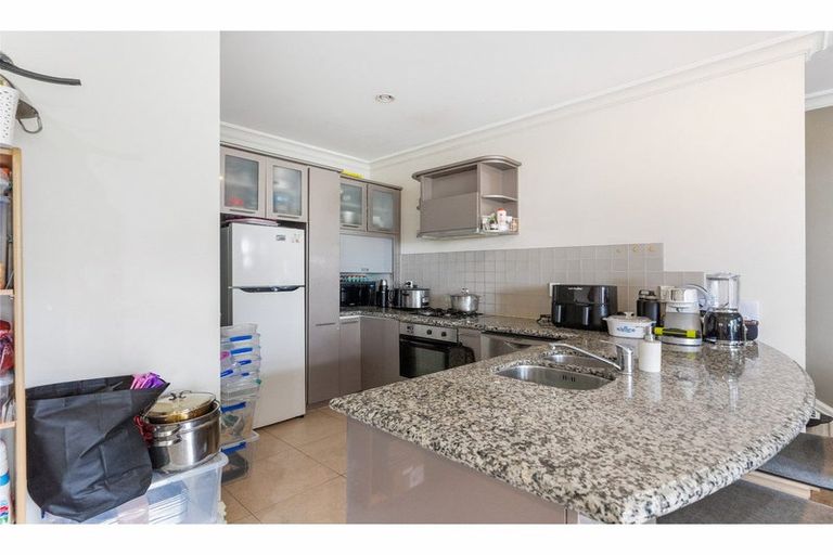 Photo of property in 4/126 Stancombe Road, Flat Bush, Auckland, 2016