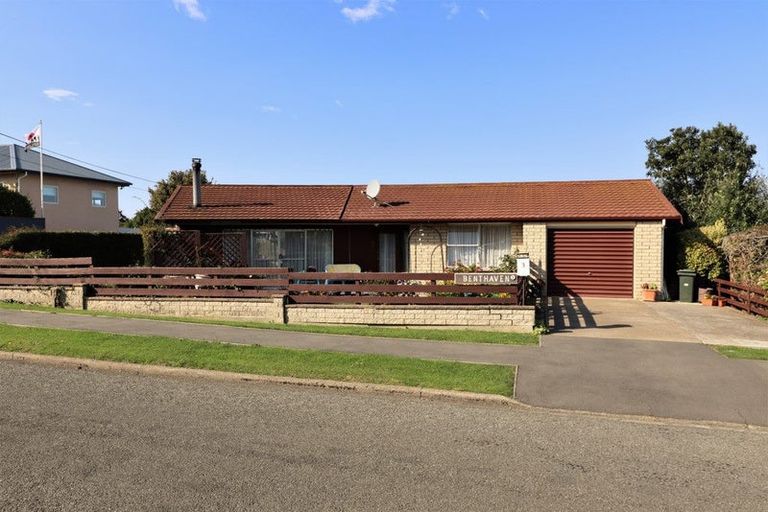 Photo of property in 3 Stuart Street, Holmes Hill, Oamaru, 9401