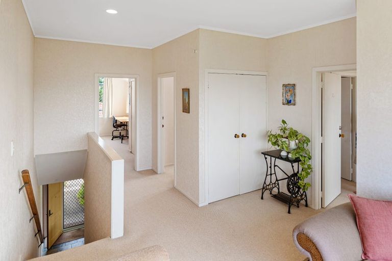 Photo of property in Salisbury Court, 1/139 Connell Street, Blockhouse Bay, Auckland, 0600