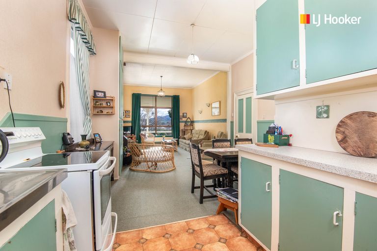 Photo of property in 288 Gladstone Road North, Mosgiel, 9092