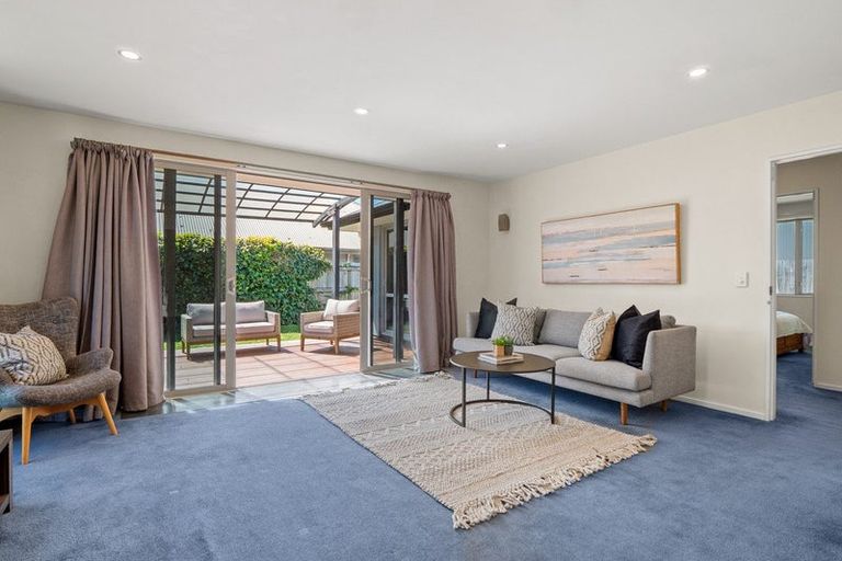 Photo of property in 67 Howards Drive, Lake Hayes, Queenstown, 9304