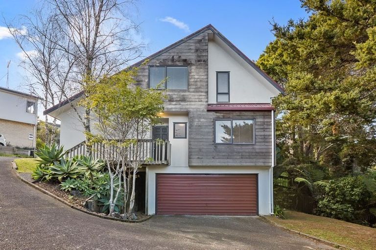 Photo of property in 2/62a Lynden Avenue, Hillcrest, Auckland, 0627