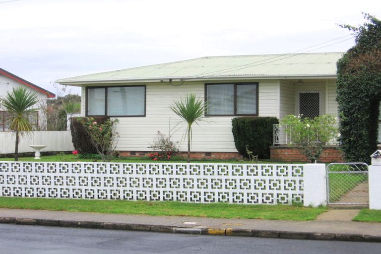 Photo of property in 55 Tiraumea Drive, Pakuranga, Auckland, 2010