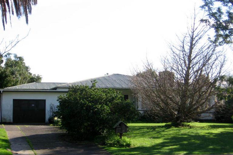 Photo of property in 36 Sheffield Street, Awapuni, Palmerston North, 4412