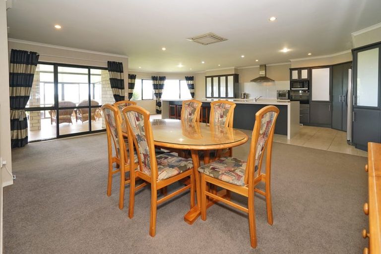 Photo of property in 127 Wallace Road, Temple View, Hamilton, 3289