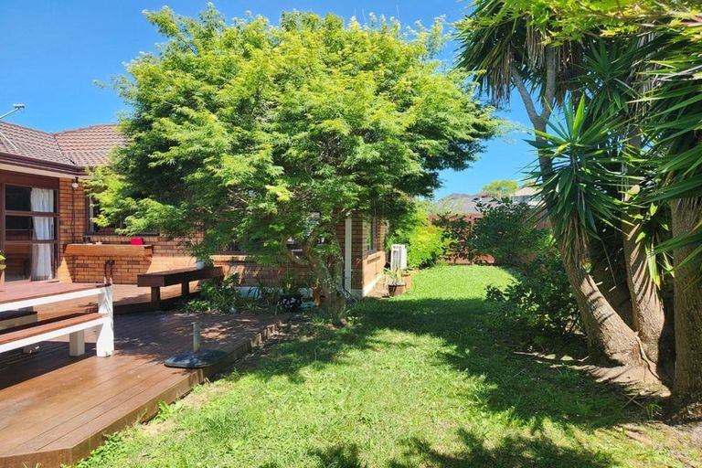 Photo of property in 27 Britannia Place, Half Moon Bay, Auckland, 2012