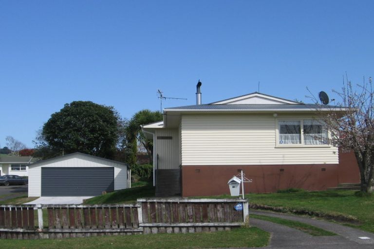 Photo of property in 33 Gem Street, Pukehangi, Rotorua, 3015