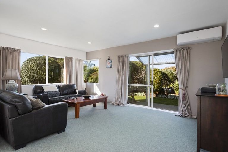 Photo of property in 9 Crisp Drive, Papamoa Beach, Papamoa, 3118