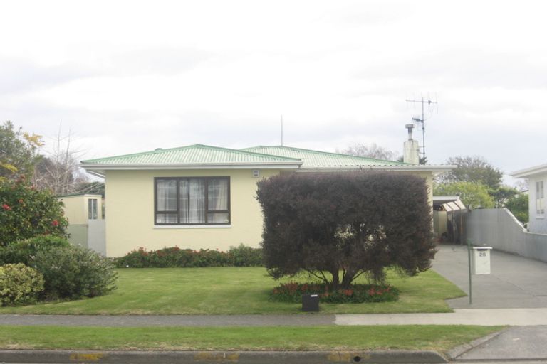Photo of property in 25 Bright Crescent, Maraenui, Napier, 4110