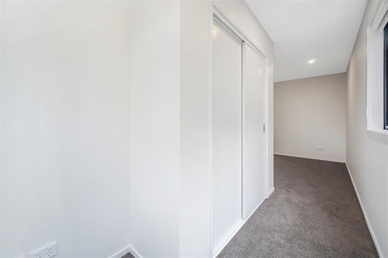 Photo of property in 5 Aramata Road, Papakura, 2110