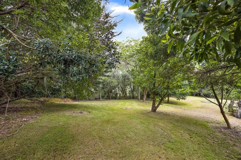 Photo of property in 1622 South Head Road, South Head, Helensville, 0874