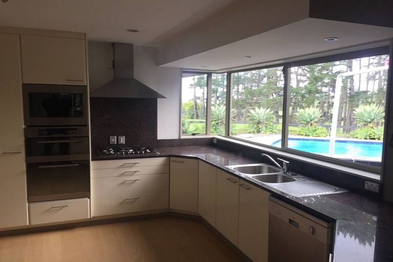 Photo of property in 102 Okura River Road, Okura, Albany, 0792