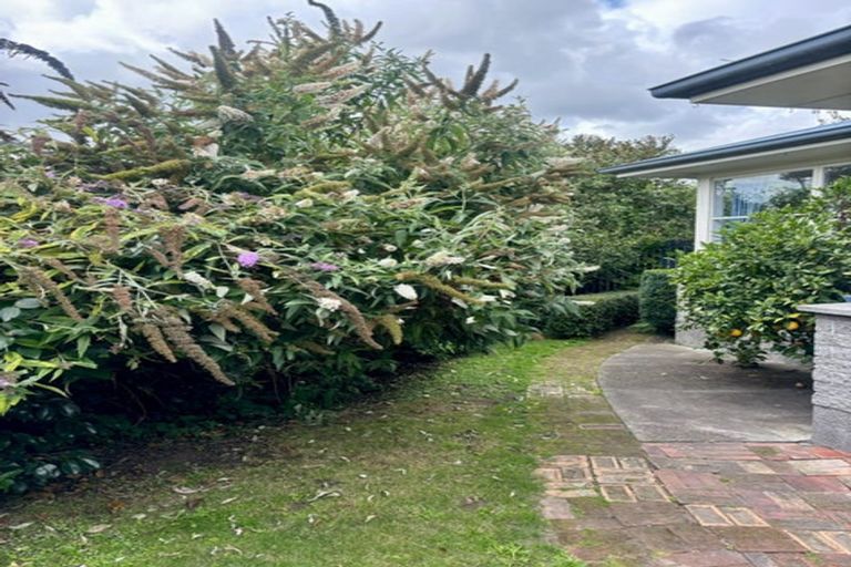 Photo of property in 2/131b Mcfaddens Road, Saint Albans, Christchurch, 8052