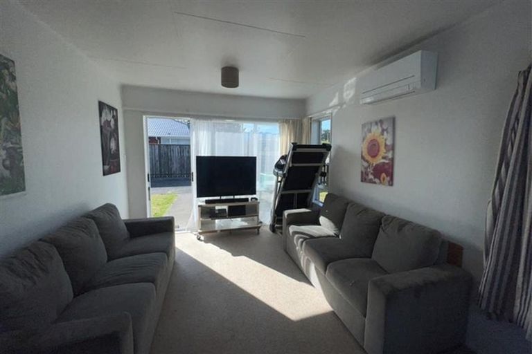 Photo of property in 16a Mako Mako Road, Levin, 5510