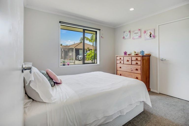 Photo of property in 4 Mooring Close, Haruru, 0204