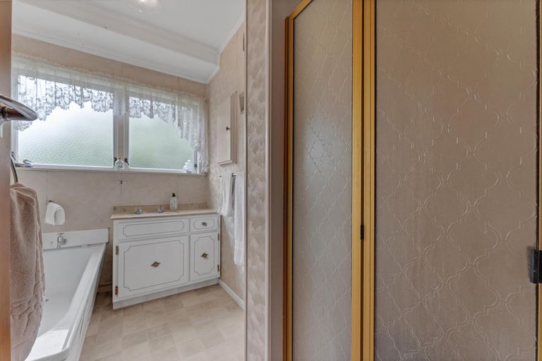 Photo of property in 5 Orpheus Place, Papakura, 2110