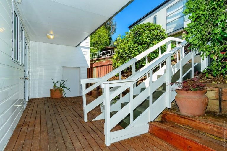 Photo of property in 107 Mount Pleasant Road, Mount Pleasant, Christchurch, 8081