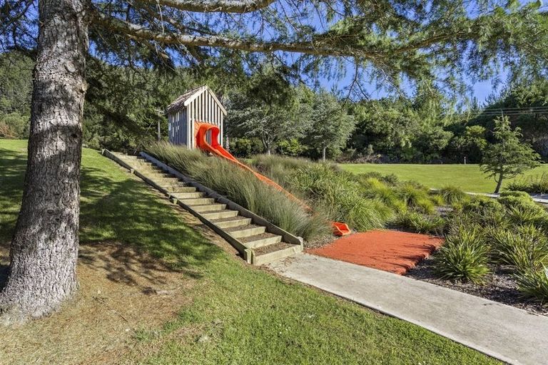 Photo of property in 338 Waterways Parade, Pauanui, Hikuai, 3579