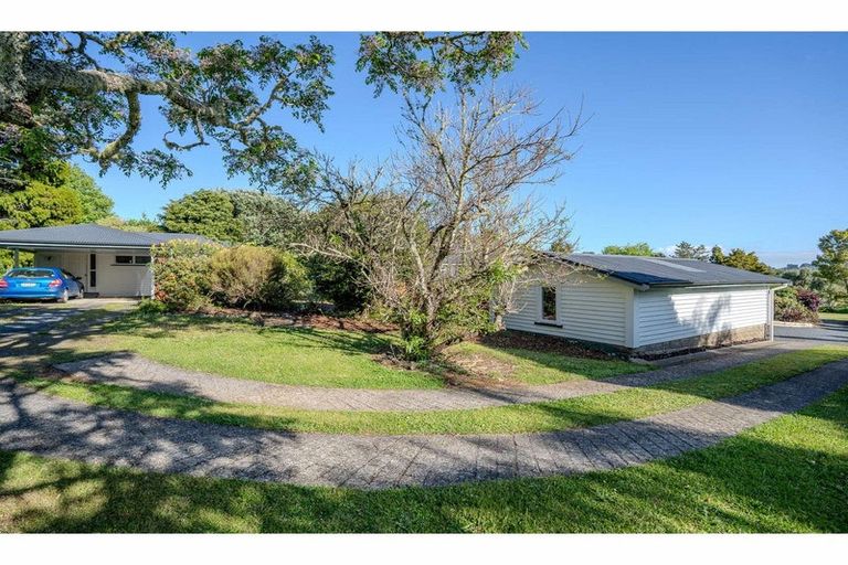 Photo of property in 27-27a Mission Road, Kerikeri, 0230