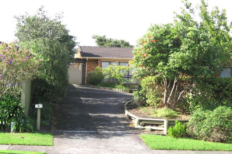 Photo of property in 4 Cornelian Crescent, Half Moon Bay, Auckland, 2012