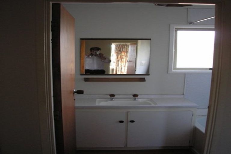 Photo of property in 1/43 Priestley Drive, Bucklands Beach, Auckland, 2014