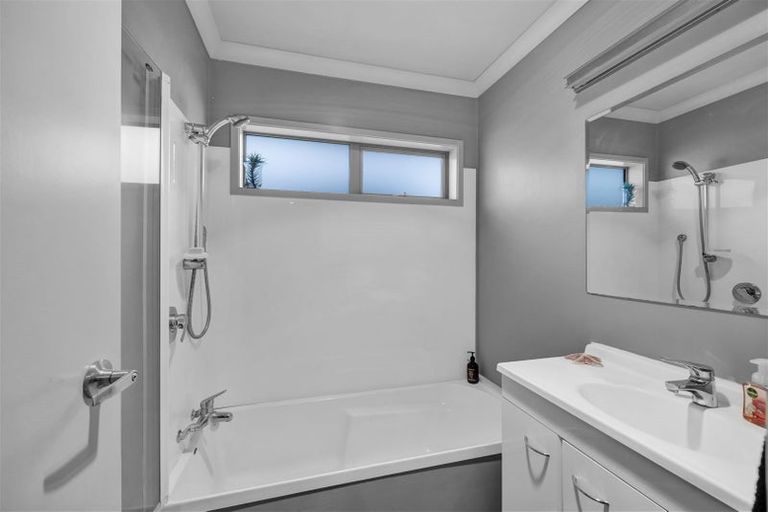 Photo of property in 54 Penrod Drive, Bell Block, New Plymouth, 4312