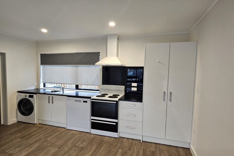 Photo of property in 34 Ti Nana Crescent, Henderson, Auckland, 0610