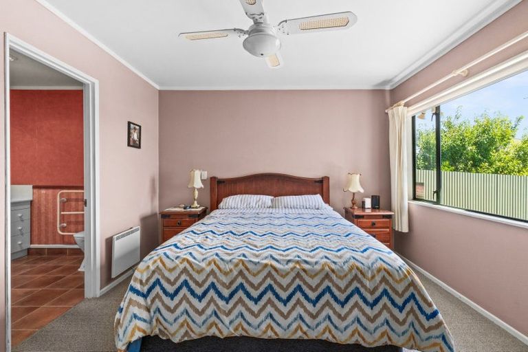 Photo of property in 66b Napier Road, Havelock North, 4130