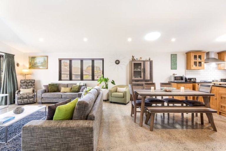 Photo of property in 11 Bronte Place, Leamington, Cambridge, 3432