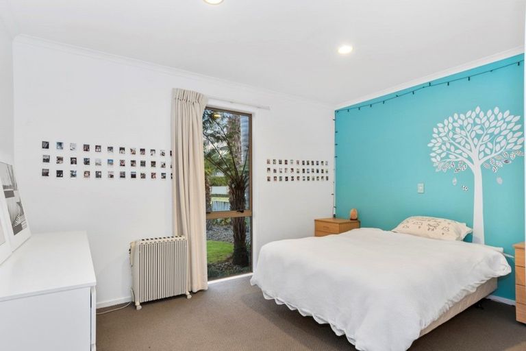 Photo of property in 6 Ohope Place, Papamoa Beach, Papamoa, 3118