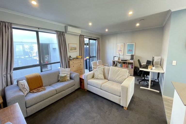 Photo of property in 24 Brian Keogh Lane, Wigram, Christchurch, 8025