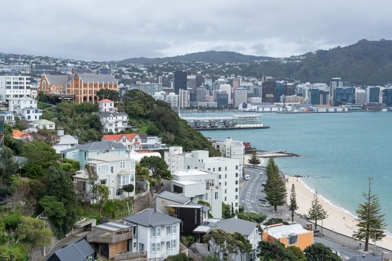 Photo of property in Alto Apartments, 4a/22 Telford Terrace, Oriental Bay, Wellington, 6011