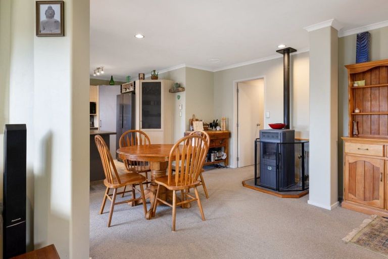 Photo of property in 16 Bateleur Close, Welcome Bay, Tauranga, 3112