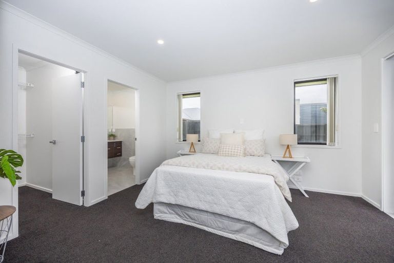 Photo of property in 8 Ladeira Place, Fitzroy, Hamilton, 3206