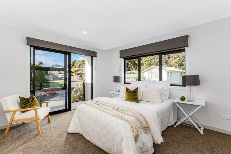 Photo of property in 11a Barberry Grove, Maungaraki, Lower Hutt, 5010