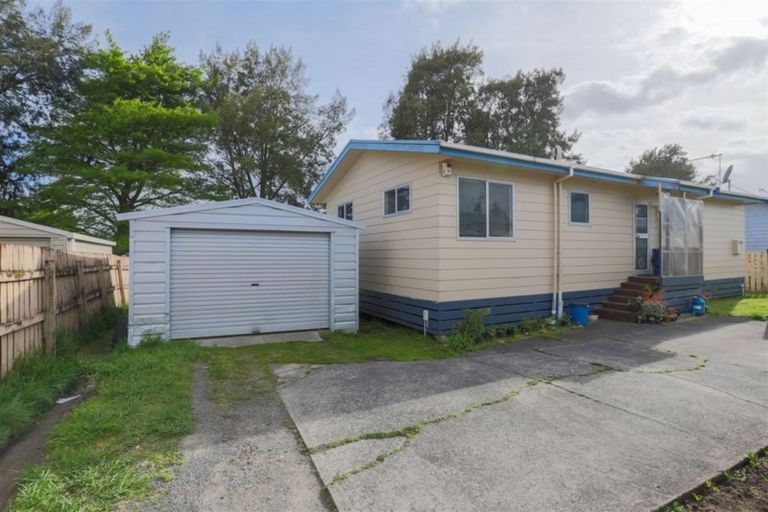 Photo of property in 82b Kahikatea Drive, Melville, Hamilton, 3206