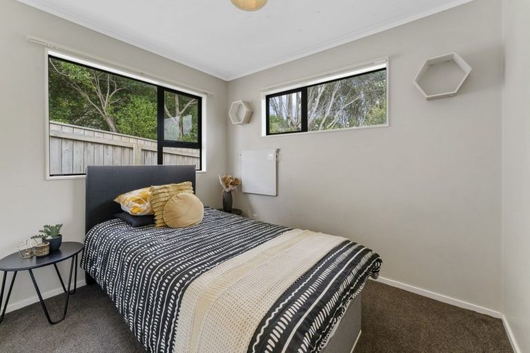 Photo of property in 36 Northumberland Street, Cannons Creek, Porirua, 5024