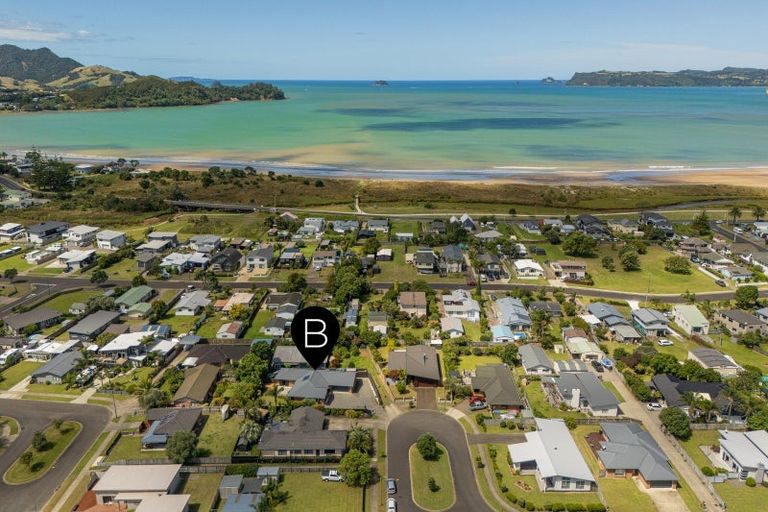 Photo of property in 29 Wells Place, Whitianga, 3510