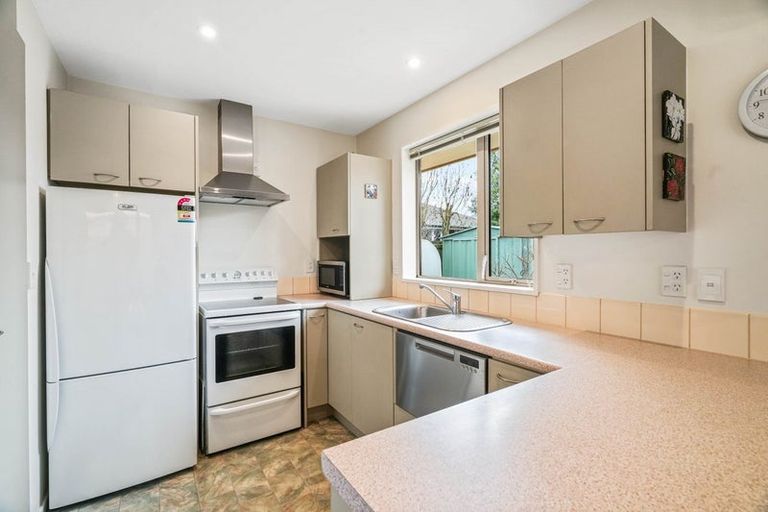 Photo of property in 3/117 Yaldhurst Road, Sockburn, Christchurch, 8042