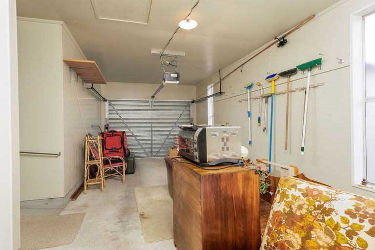 Photo of property in 142 Queen Street, Waimate, 7924