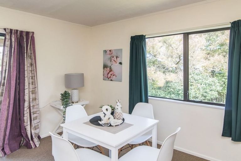 Photo of property in 90 Aorangi Road, Paraparaumu, 5032