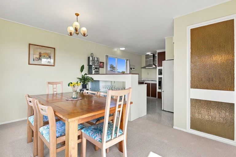 Photo of property in 7 Montana Place, Merrilands, New Plymouth, 4312