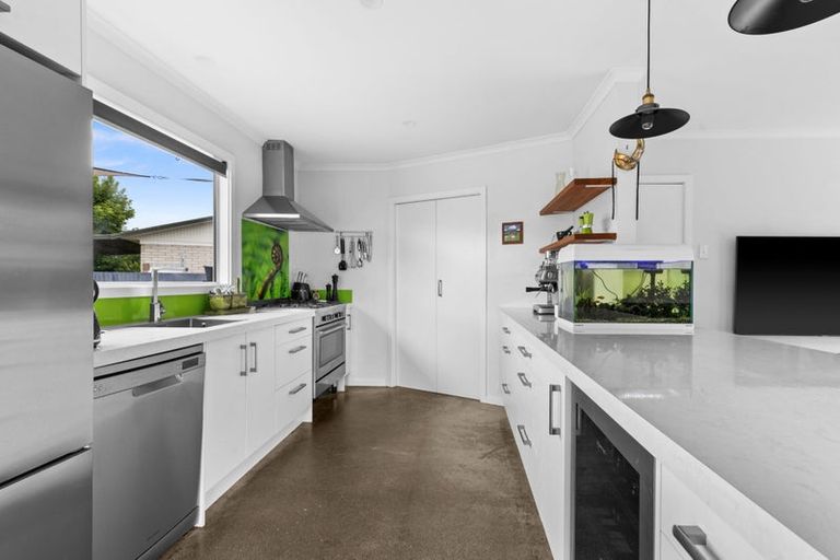 Photo of property in 39 Upham Street, Havelock North, 4130