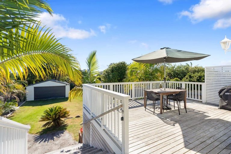 Photo of property in 41 Simpson Road, Papamoa Beach, Papamoa, 3118