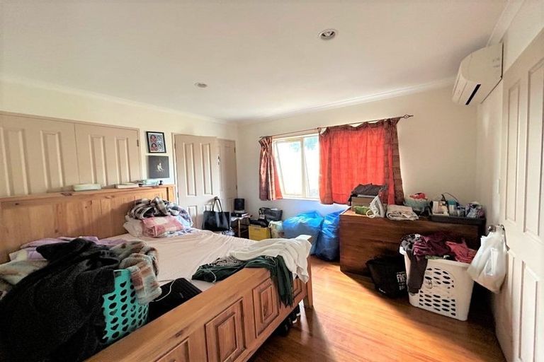 Photo of property in 7a Waterfront Road, Mangere Bridge, Auckland, 2022