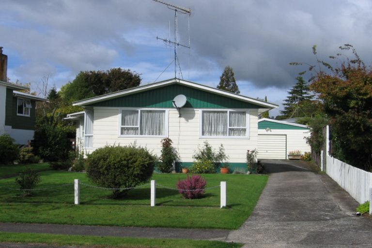 Photo of property in 17 Devon Place, Tokoroa, 3420