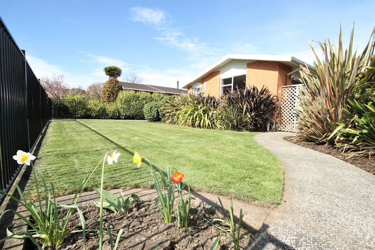Photo of property in 14 Cedar Crescent, Mosgiel, 9024