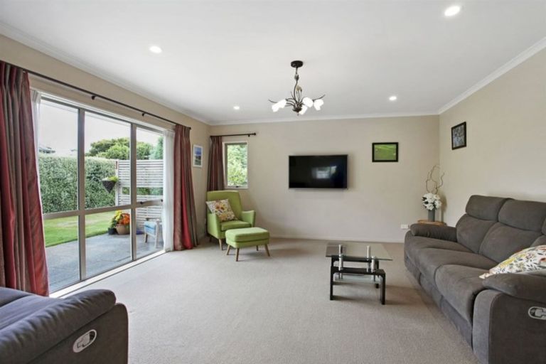 Photo of property in 432c Harewood Road, Harewood, Christchurch, 8051