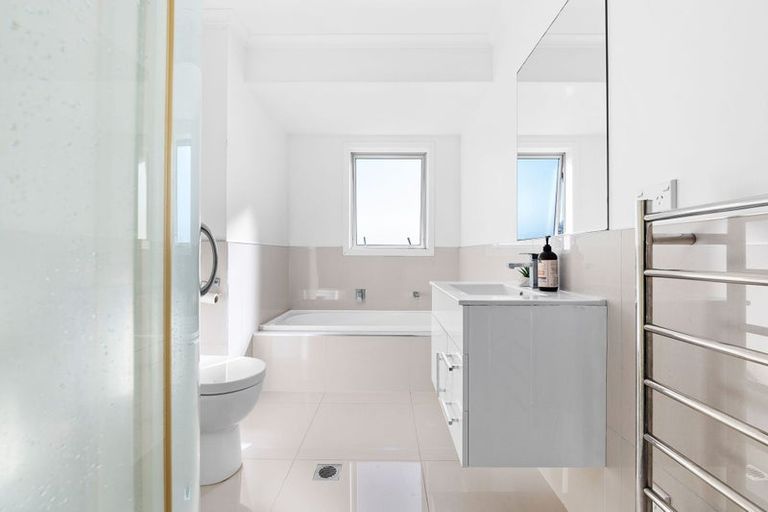 Photo of property in 5/7 Vialou Street, Hamilton Central, Hamilton, 3204