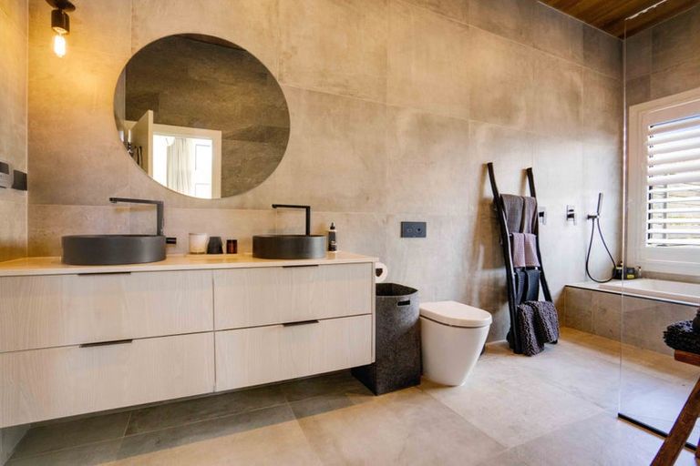 Photo of property in 120 Robert Hastie Drive, Mangawhai, 0573